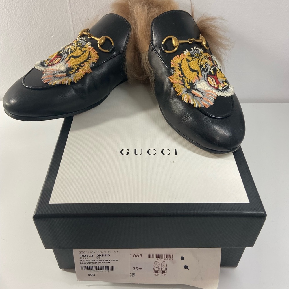 Authentic Gucci Princetown fur loafers